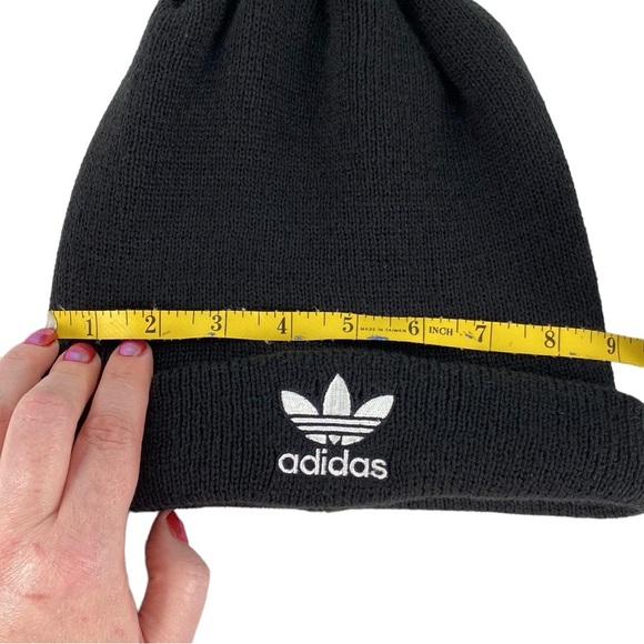 Adidas Originals Trefoil Black Womens Fit Knit Beanie - Picture 10 of 11